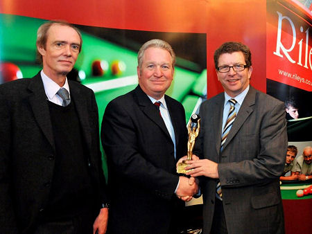 Mike Penning wins the House of Commons annual pool tournament 2009
