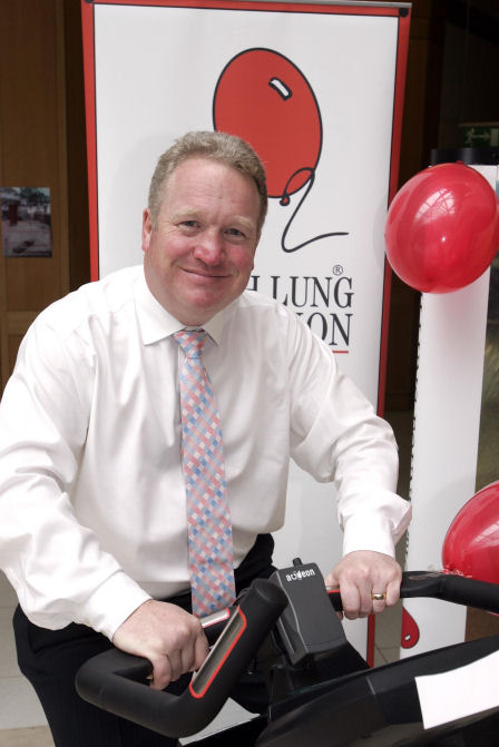 Mike Penning, demonstrated his support for the British Lung Foundations Lungs are for Life campaign