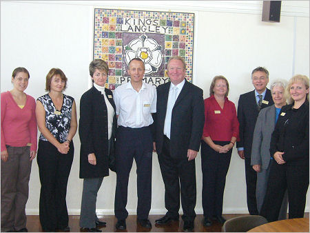 Mike Penning visits Kings Langley JMI School